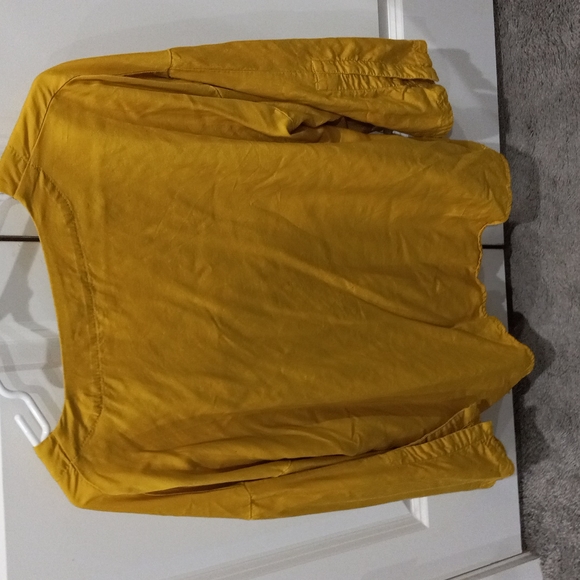 Shirt - Picture 2 of 4